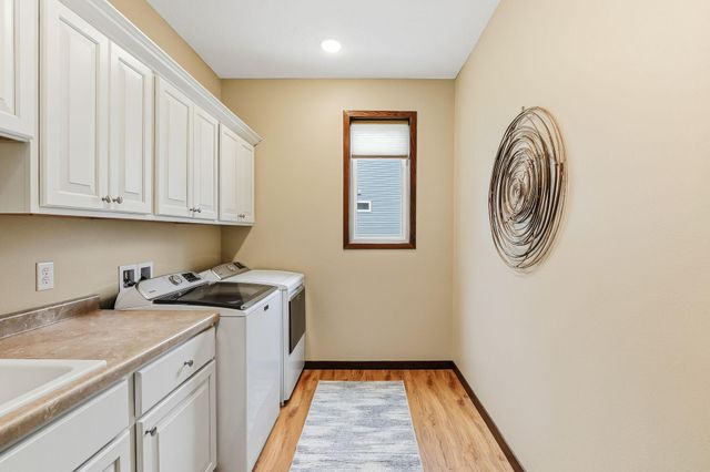 2075 13th Street NW, Faribault, MN 55021