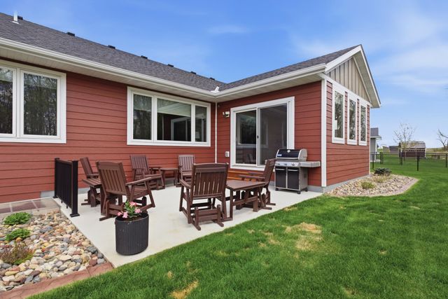 2075 13th Street NW, Faribault, MN 55021