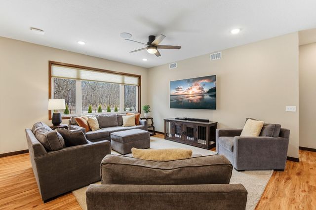 2075 13th Street NW, Faribault, MN 55021
