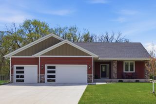 2075 13th Street NW, Faribault, MN 55021