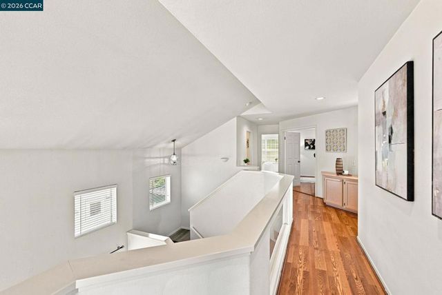 11 Seabreeze Dr, Richmond, CA 94804