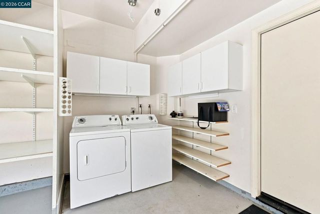 11 Seabreeze Dr, Richmond, CA 94804