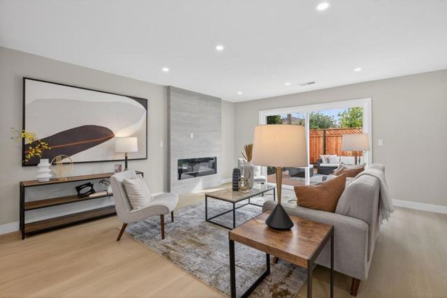 6482 Bollinger Road, San Jose, CA 95129