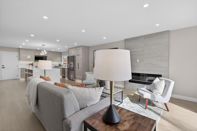 6482 Bollinger Road, San Jose, CA 95129