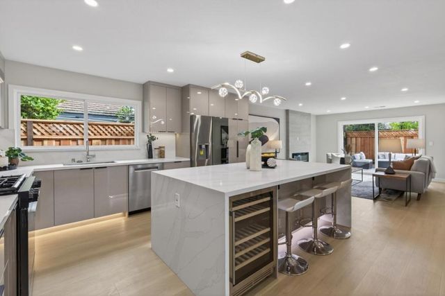 6482 Bollinger Road, San Jose, CA 95129