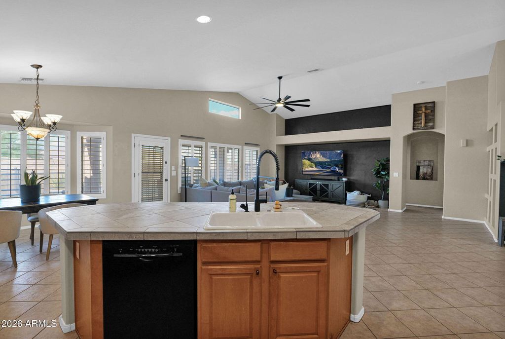 12842 W ASTER Drive, El Mirage, AZ 85335 — photo 4