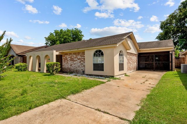 6619 Indian Lake Drive, Houston, TX 77489