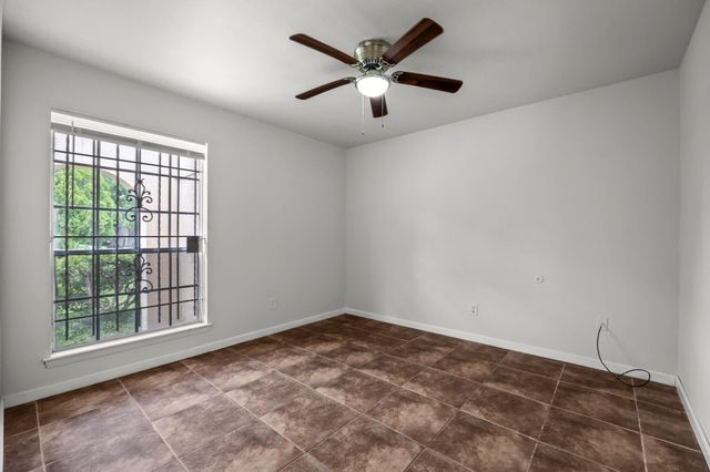 6619 Indian Lake Drive, Houston, TX 77489