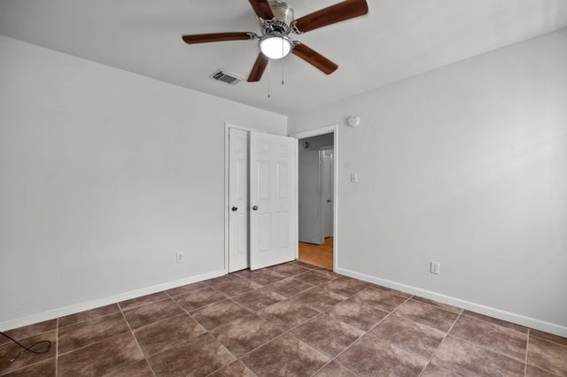 6619 Indian Lake Drive, Houston, TX 77489