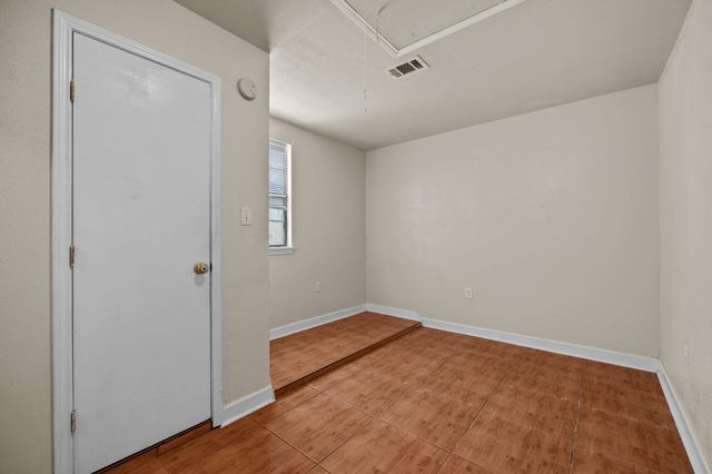 6619 Indian Lake Drive, Houston, TX 77489