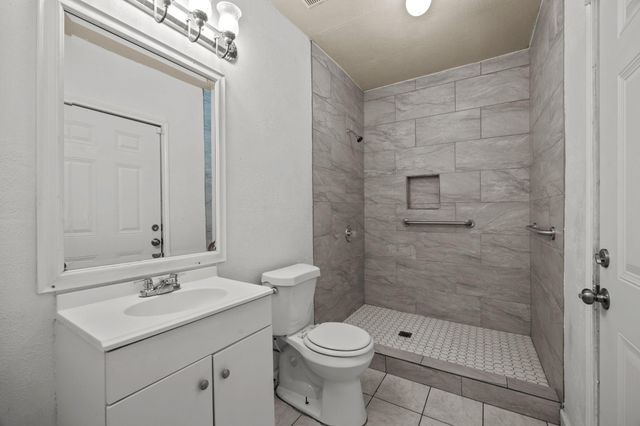 6619 Indian Lake Drive, Houston, TX 77489