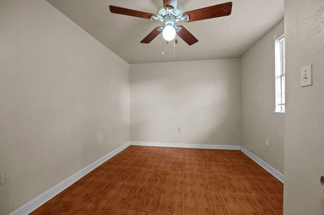 6619 Indian Lake Drive, Houston, TX 77489