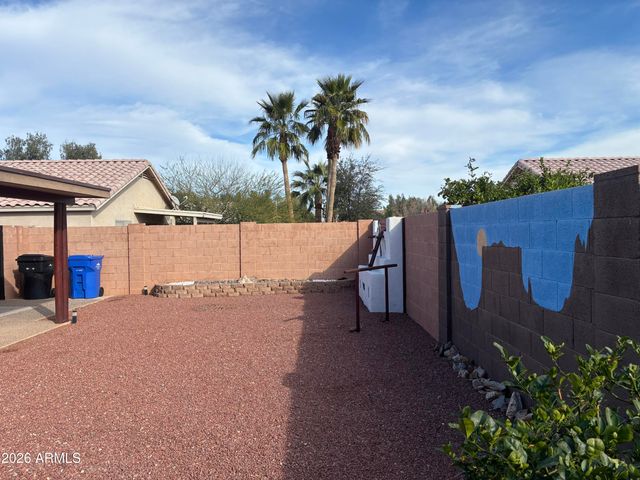 15713 W POST Drive, Surprise, AZ 85374