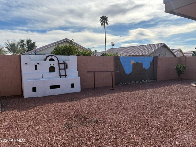 15713 W POST Drive, Surprise, AZ 85374
