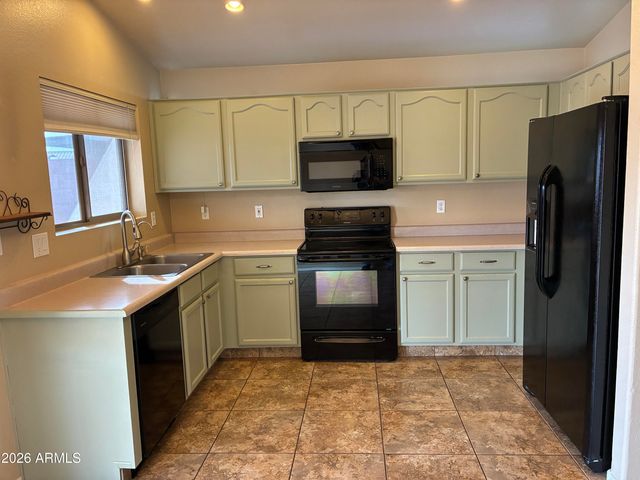 15713 W POST Drive, Surprise, AZ 85374