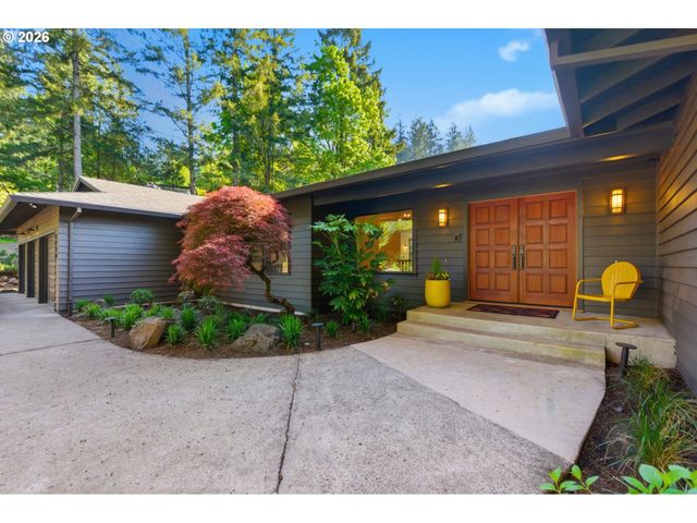 6200 Sw ROUND HILL Way, Portland, OR 97221