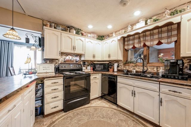 202 W South Street, Marengo, IA 52301