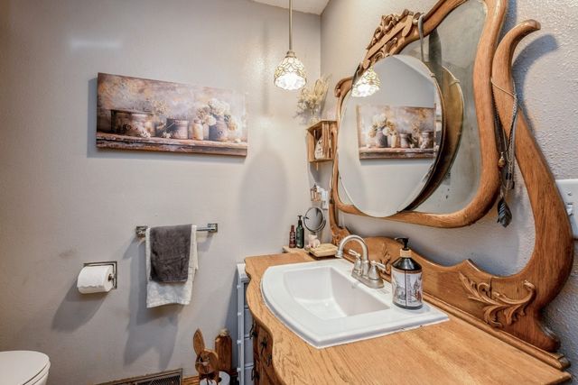 202 W South Street, Marengo, IA 52301