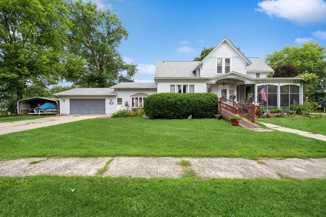 202 W South Street, Marengo, IA 52301