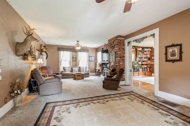 202 W South Street, Marengo, IA 52301