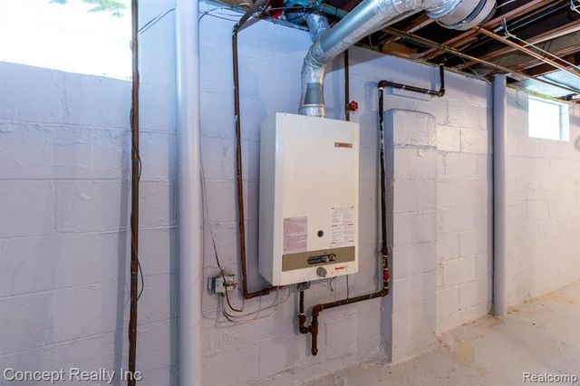 14225 Reeck Road, Southgate, MI 48195