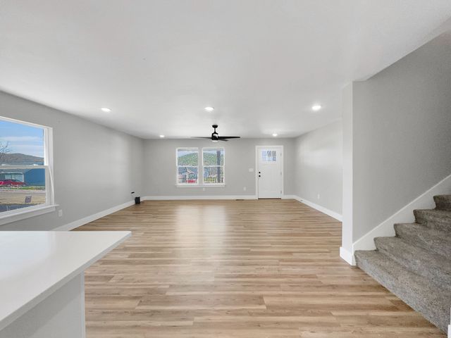 95 Scenic Ln, Hartsville, TN 37074