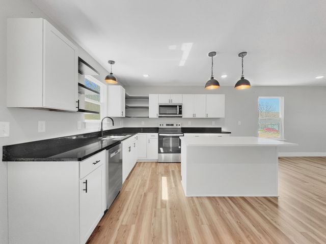 95 Scenic Ln, Hartsville, TN 37074