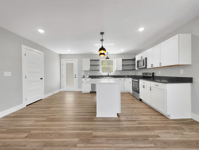 95 Scenic Ln, Hartsville, TN 37074