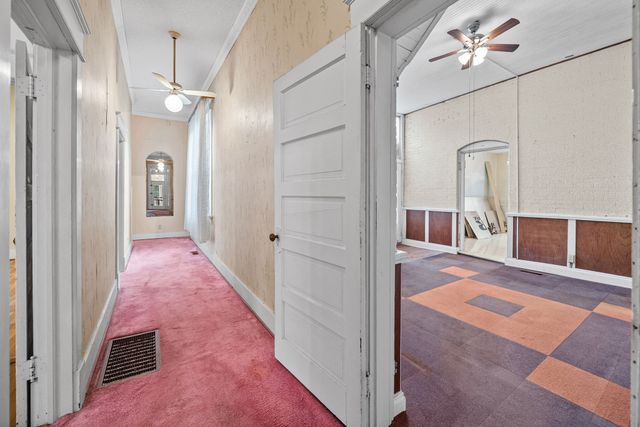 112 E Park St, Guthrie, KY 42234