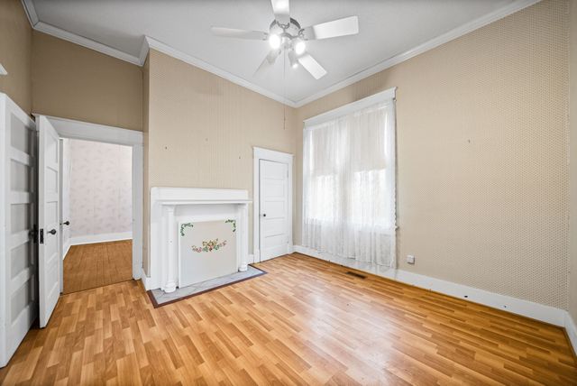 112 E Park St, Guthrie, KY 42234