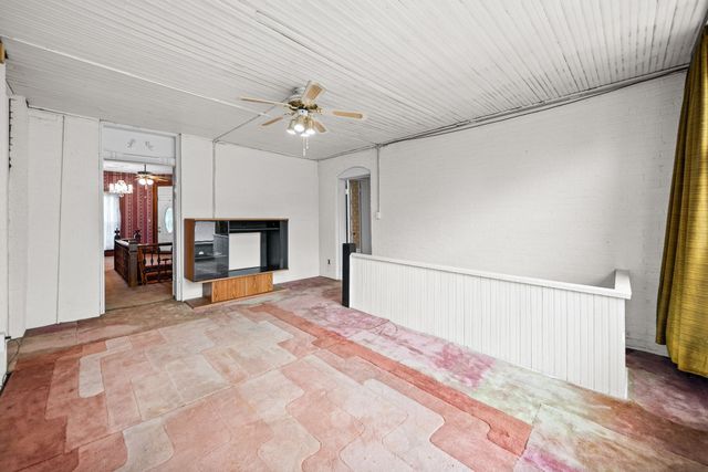 112 E Park St, Guthrie, KY 42234
