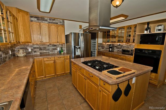 1135 County Road 13, Del Norte, CO 81132