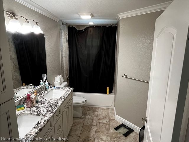 584 Cross Creek Lane, Wauchula, FL 33873