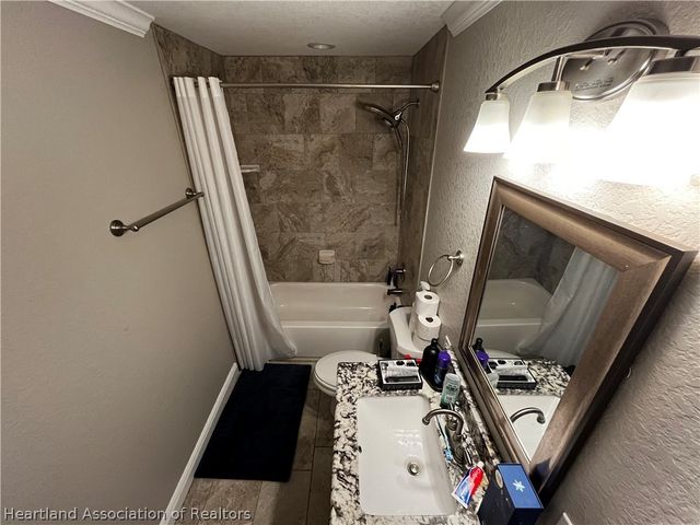 584 Cross Creek Lane, Wauchula, FL 33873