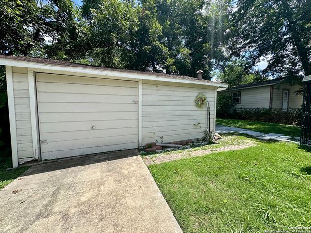 622 Blue Ridge, San Antonio, TX 78228