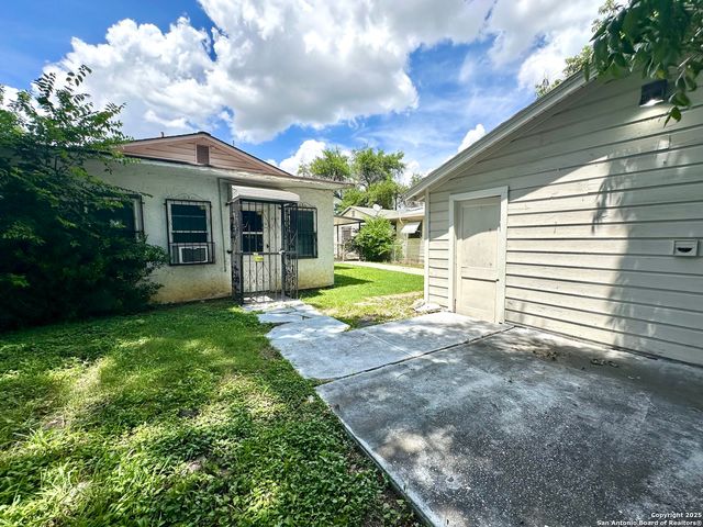 622 Blue Ridge, San Antonio, TX 78228