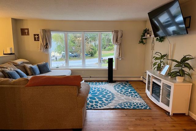 42 Stone Ridge Drive, Rutland City, VT 05701