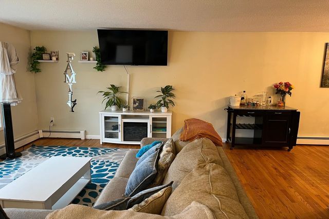 42 Stone Ridge Drive, Rutland City, VT 05701