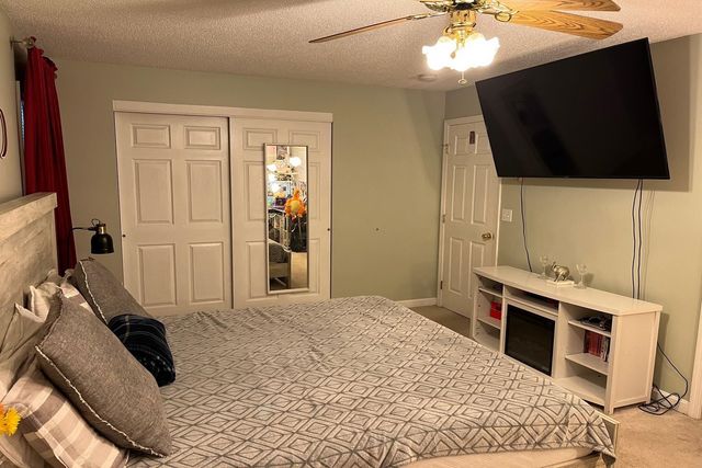 42 Stone Ridge Drive, Rutland City, VT 05701