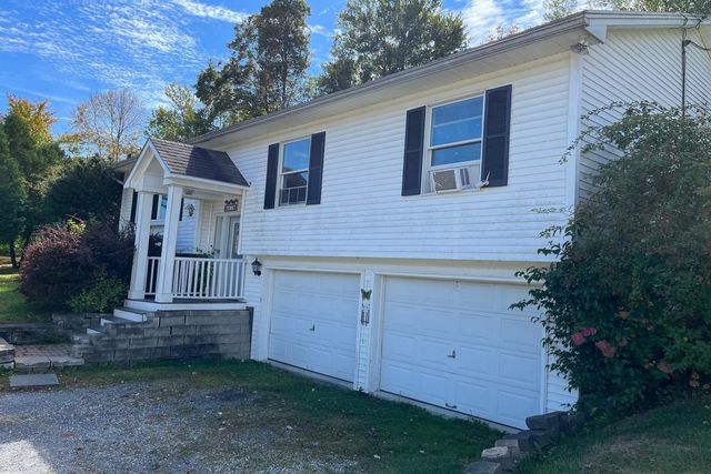 42 Stone Ridge Drive, Rutland City, VT 05701