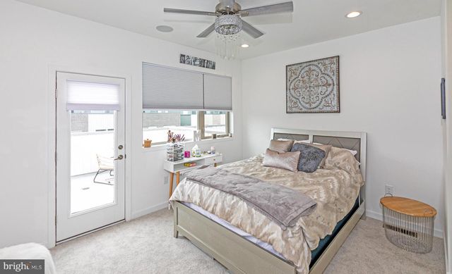 3123 BEACHVIEW LN, Philadelphia, PA 19125