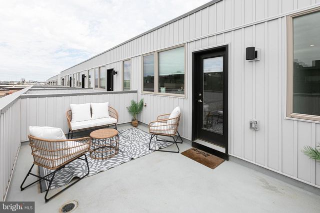 3123 BEACHVIEW LN, Philadelphia, PA 19125