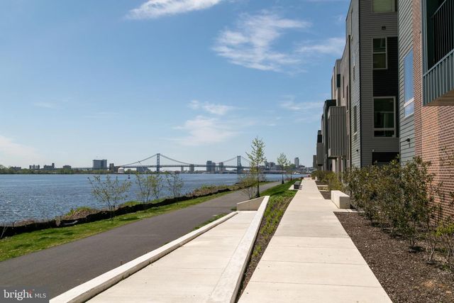 3123 BEACHVIEW LN, Philadelphia, PA 19125