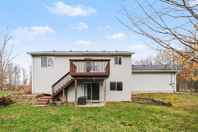 7460 15 Mile Road, Cedar Springs, MI 49319