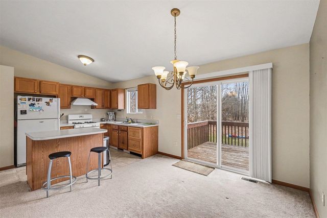 7460 15 Mile Road, Cedar Springs, MI 49319