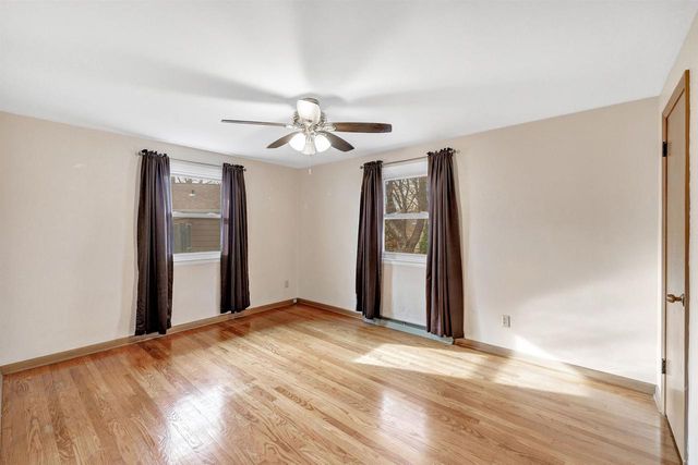 1549 FOELLER DRIVE, Green Bay, WI 54302