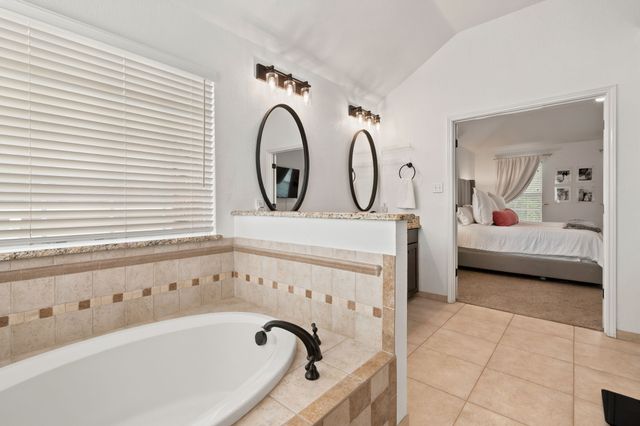 3201 Shady Glen Drive, Grapevine, TX 76051