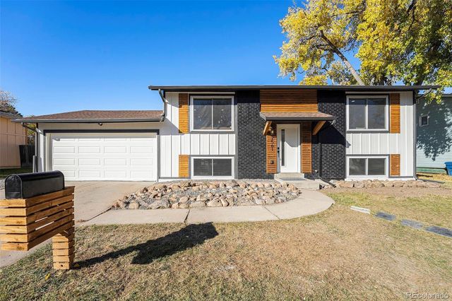 7561 Johnson Street, Arvada, CO 80005