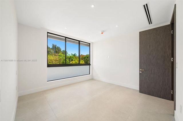 6250 SW 78th St, South Miami, FL 33143