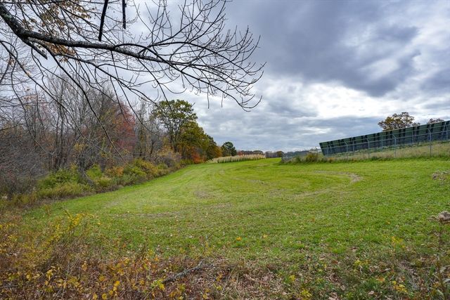 748-A Stafford St, Leicester, MA 01542